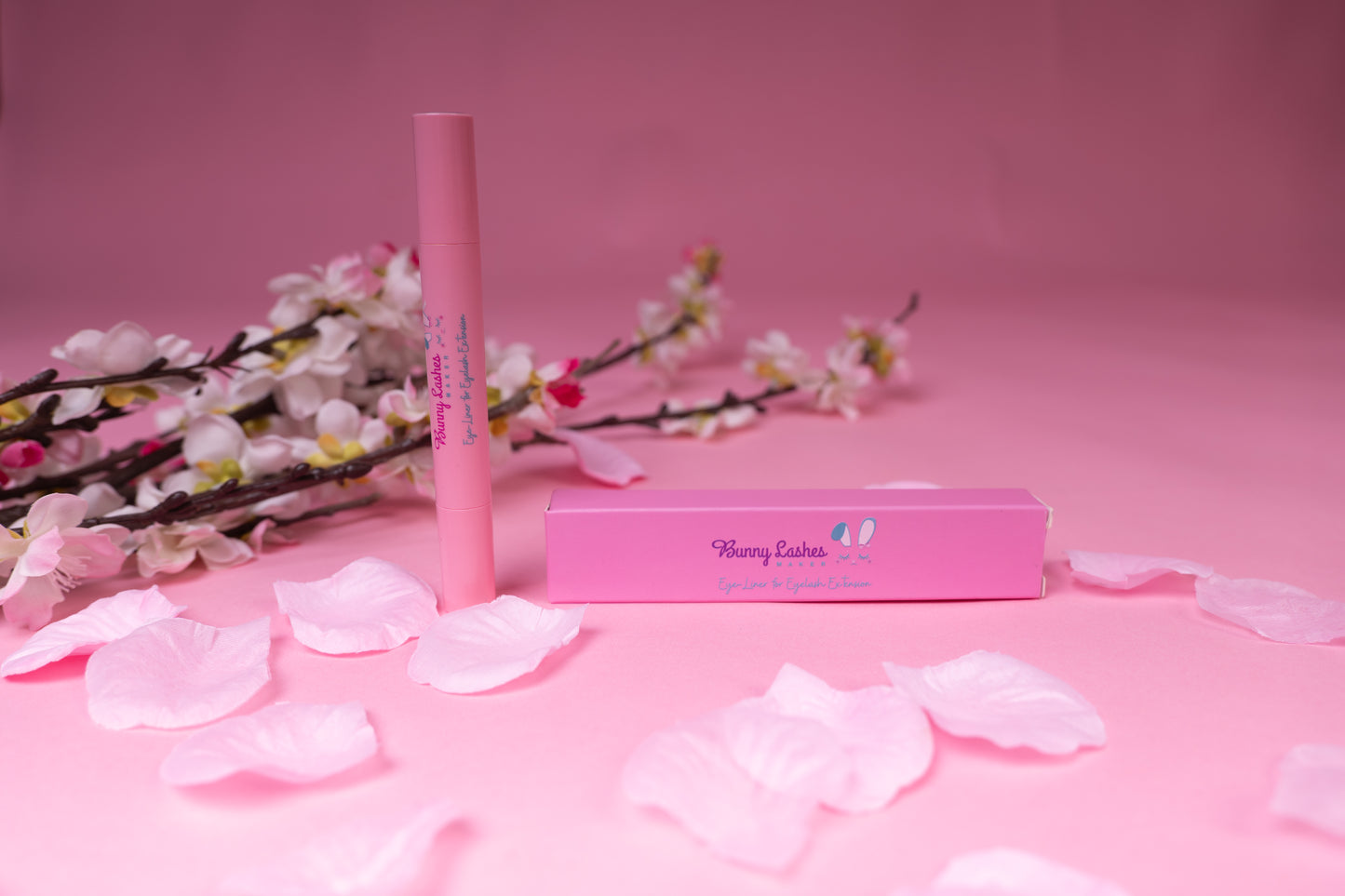 BUNNY LASHES EASYLINER EYELINER